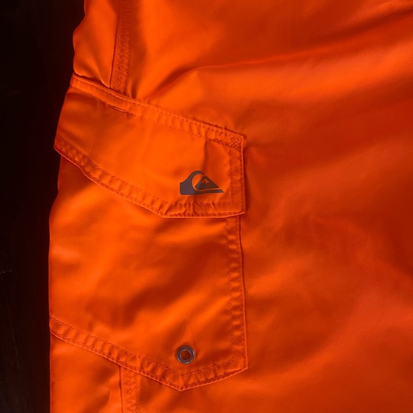 Quicksilver Men’s Orange Board Shorts Size 31 - Picture 5 of 5